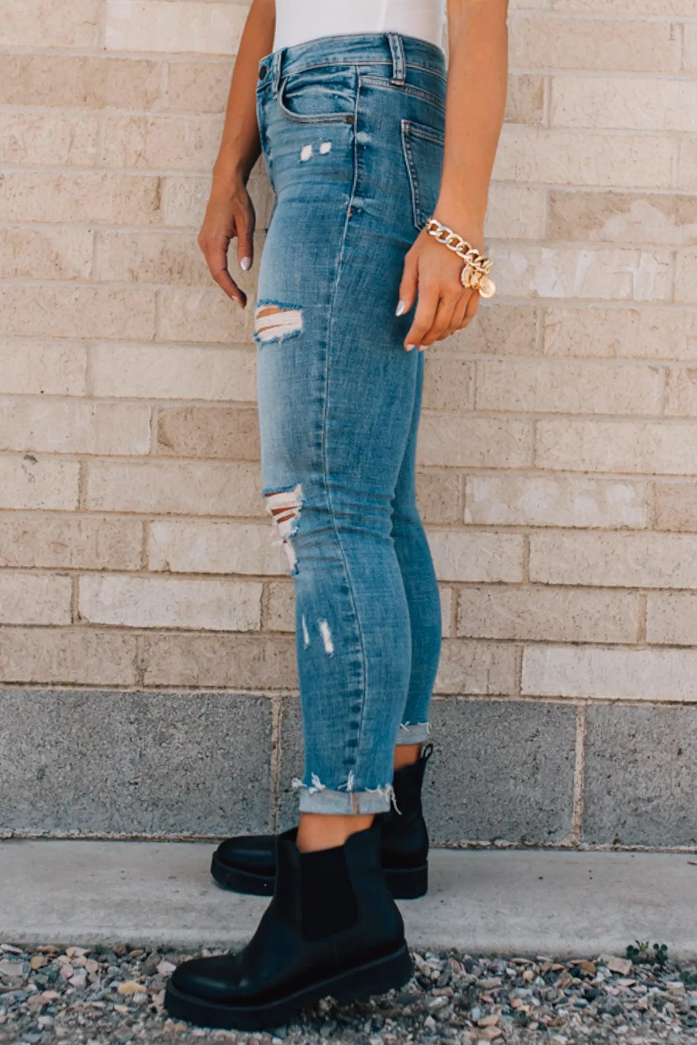 Annalise Distressed Skinny Jeans