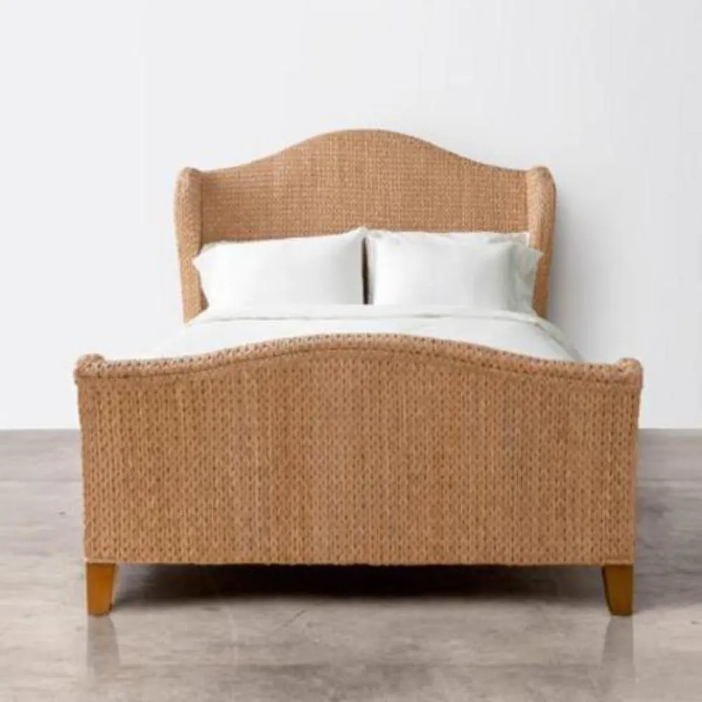 Briana Bed