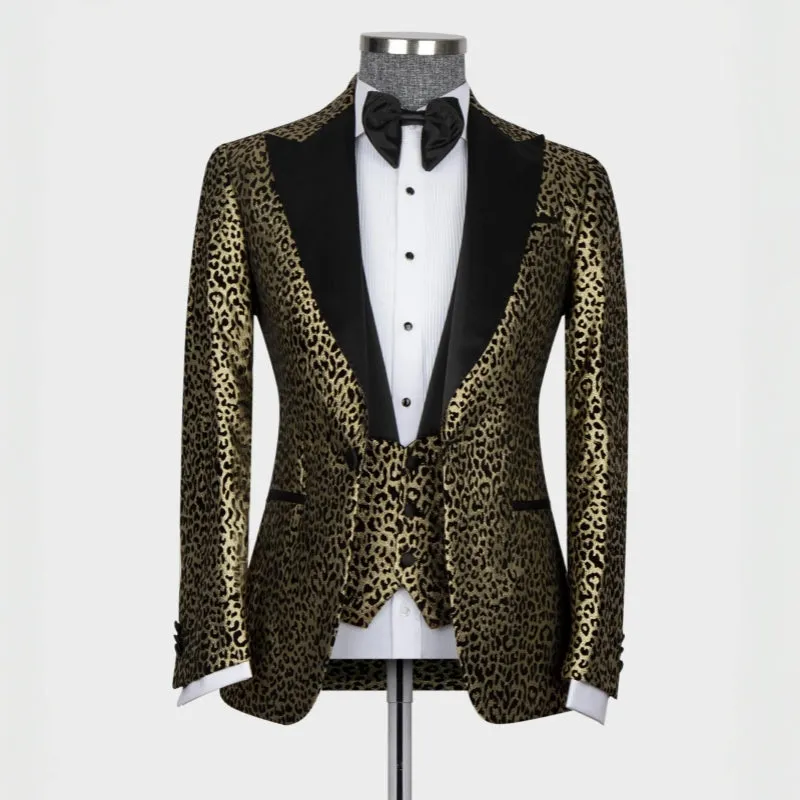Gold Three Pieces Prom Suits with Black Peaked Lapel Bestmen Txuedo