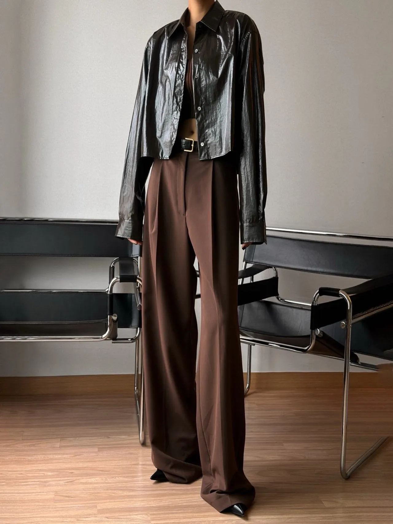 METALLIC FOIL CROPPED BUTTON DOWN SHIRT