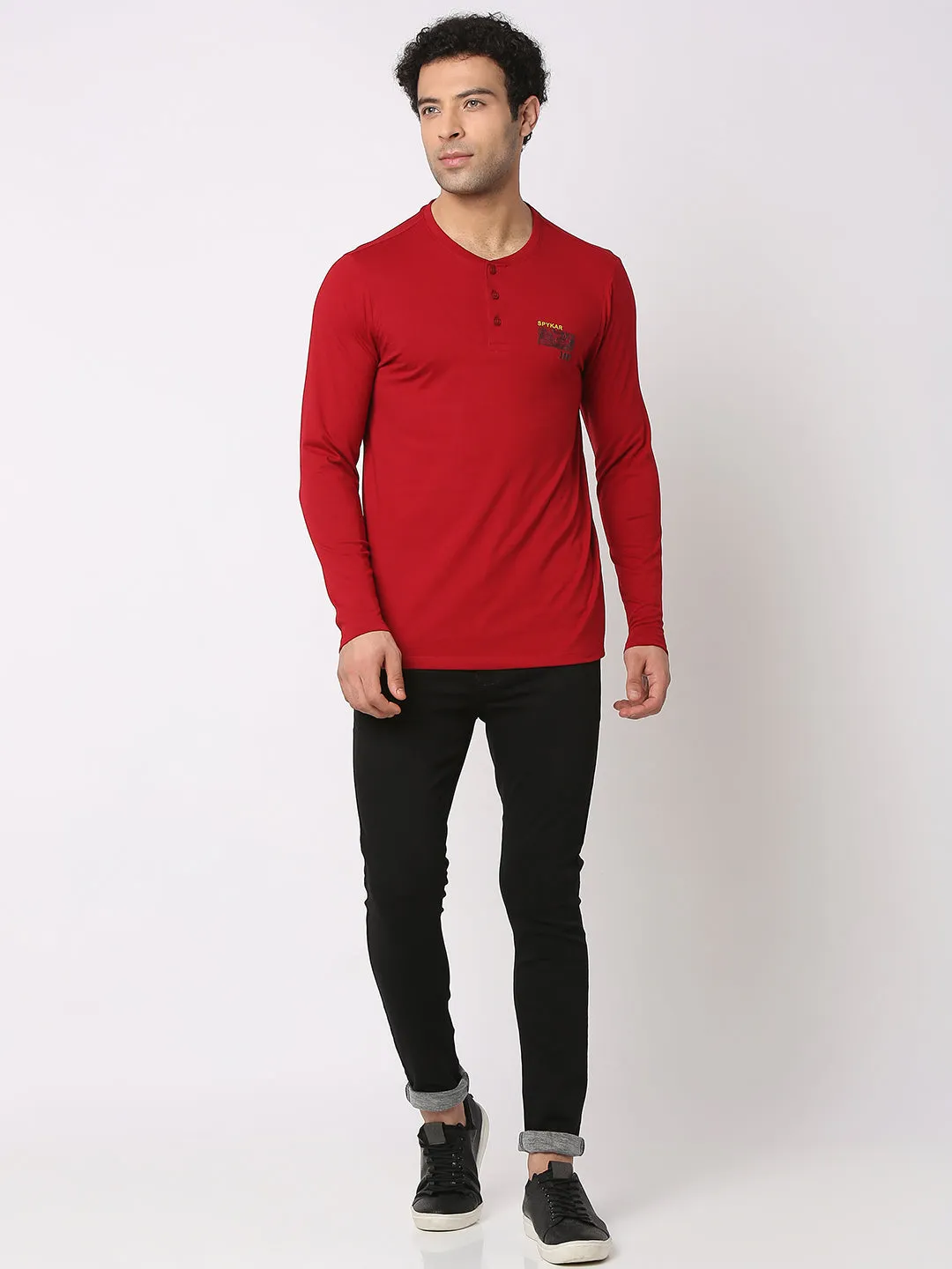 Spykar Men Deep Red Cotton Slim Fit Henley Neck Plain T-Shirt