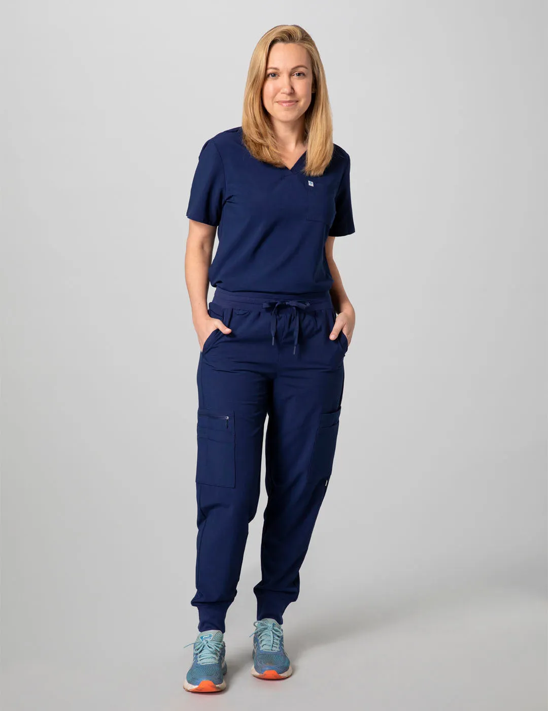 Womens 2-Pocket V-Neck Scrub Top - Navy