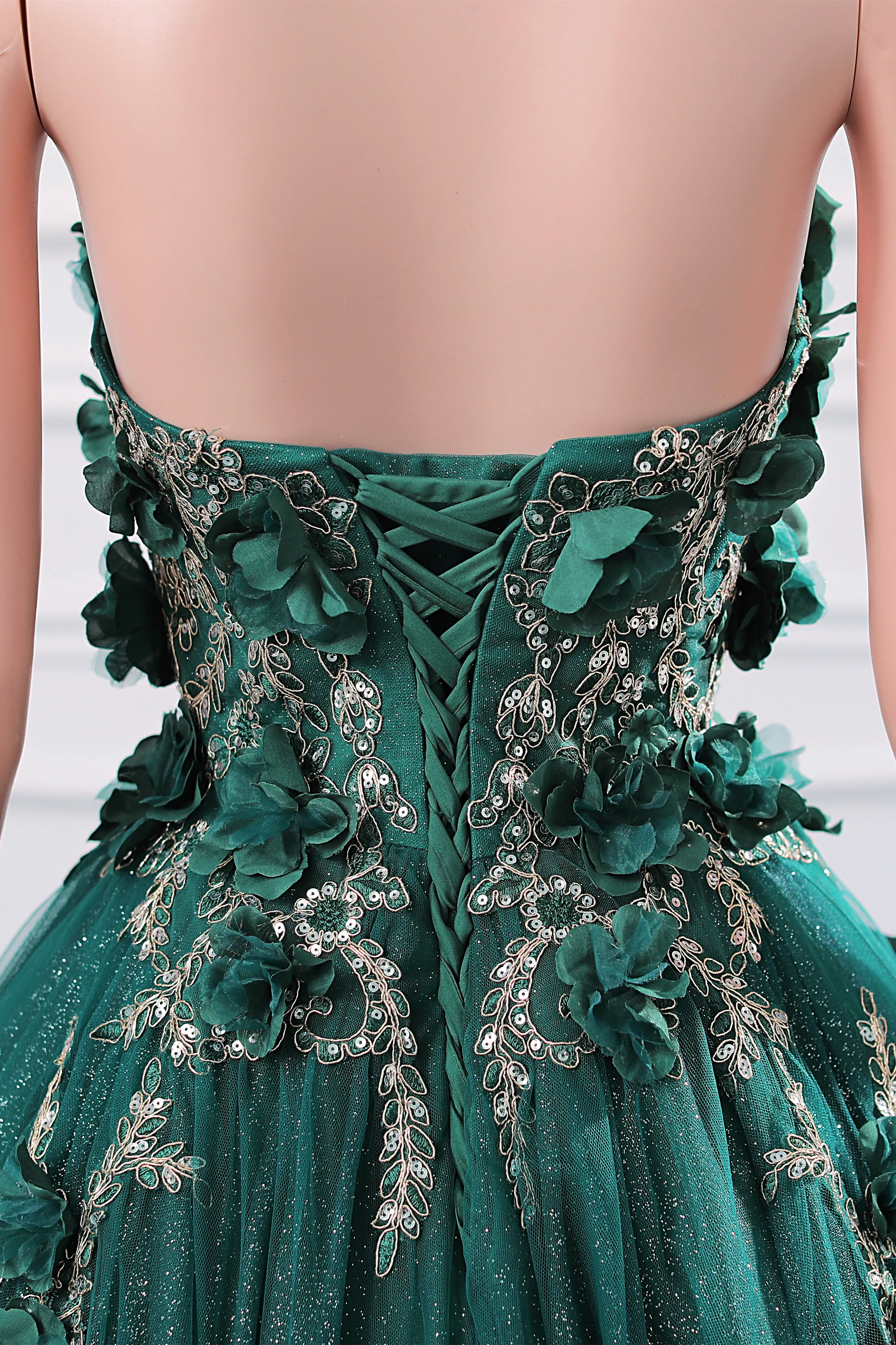 Women's Beaded Applique Tulle Emerald Green Prom Ball Gowns Quinceanera Dress A-Line Wedding Bridesmaid Eveniing Dresses